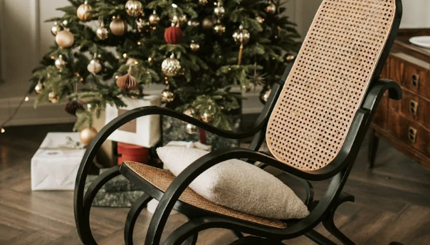 Home Styling Gift Ideas: Elegant Ways to Impress with Purpose and Personality